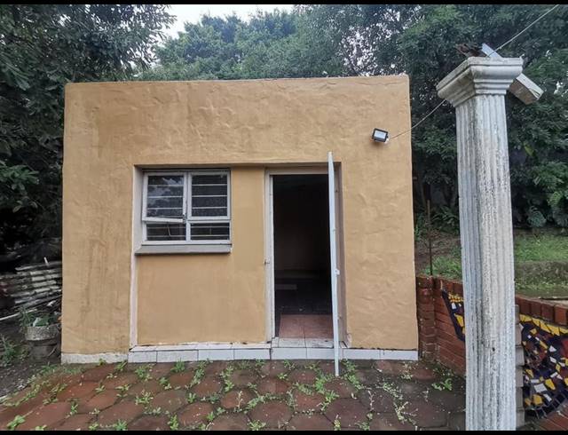 1 BEDROOM PROPERTY TO RENT IN MOSELEY